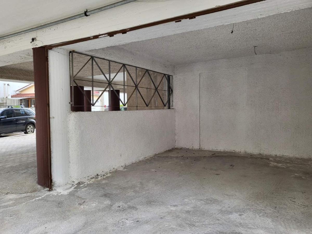 Central Park Apartment Volos Luaran gambar